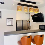 Loft Premium Proche Caen Plages Parking Prive Daire *