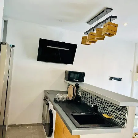 Loft Bis Cosy Proche Des Plages Et Apartment *